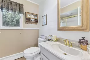 119 Brook Ln, Smithtown, NY 11787 - Photo 22