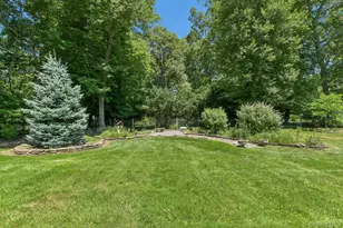 119 Brook Ln, Smithtown, NY 11787 - Photo 30