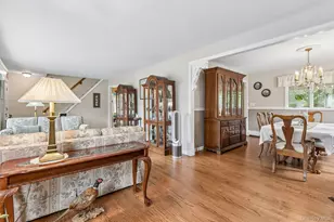 119 Brook Ln, Smithtown, NY 11787 - Photo 8