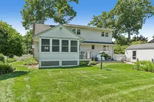 119 Brook Ln, Smithtown, NY 11787 - Photo 28