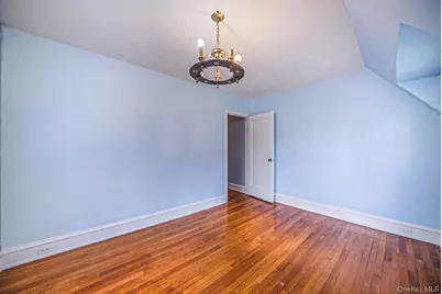 18240 Avon Road, Jamaica, NY 11432 - Photo 22