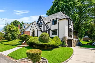 182-40 Avon Rd, Jamaica, NY 11432 - Photo 2