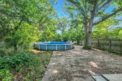 41 Arrowhead Lane, East Setauket, NY 11733 - Photo 10