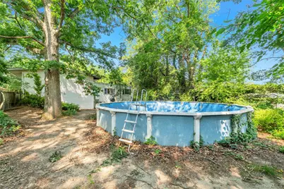41 Arrowhead Lane, East Setauket, NY 11733 - Photo 8
