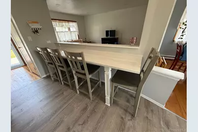 56 Nehring Avenue, Babylon, NY 11702 - Photo 2