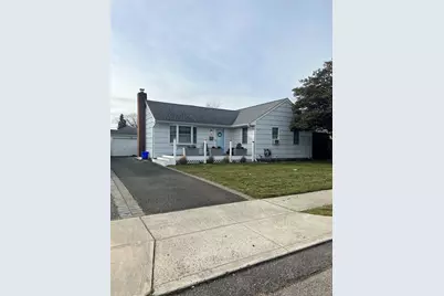 56 Nehring Avenue, Babylon, NY 11702 - Photo 8