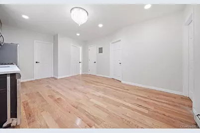 150-29 Yates Road, Jamaica, NY 11433 - Photo 36