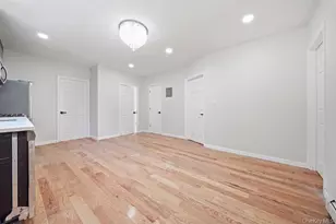 150-29 Yates Rd, Jamaica, NY 11433 - Photo 36