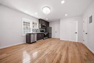 150-29 Yates Rd, Jamaica, NY 11433 - Photo 24
