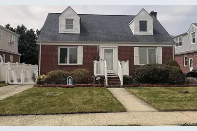 35 Rose Lane, New Hyde Park, NY 11040 - Photo 1