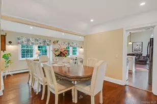 527 Brooklyn Blvd, Brightwaters, NY 11718 - Photo 8