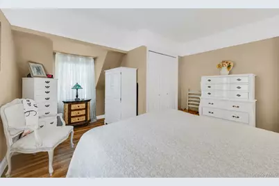 527 Brooklyn Boulevard, Brightwaters, NY 11718 - Photo 20