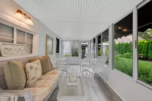 527 Brooklyn Blvd, Brightwaters, NY 11718 - Photo 24