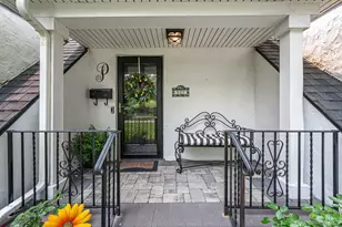 527 Brooklyn Blvd, Brightwaters, NY 11718 - Photo 4