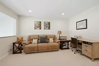 4010 The Fairway, Calverton, NY 11933 - Photo 22