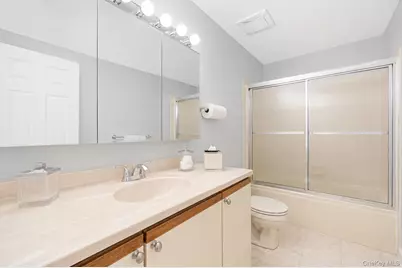 802 Sara Circle, Port Jefferson Station, NY 11776 - Photo 10