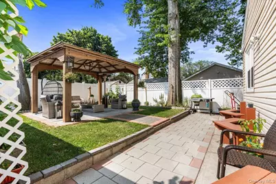 18710 121st Avenue, Saint Albans, NY 11412 - Photo 20