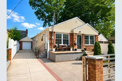 18710 121st Avenue, Saint Albans, NY 11412 - Photo 1