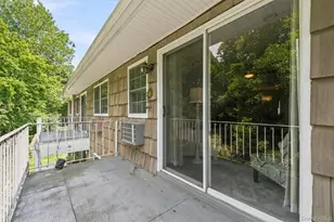 1840 Crompond Rd, Peekskill, NY 10566 - Photo 16