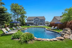 230 W Islip Rd, West Islip, NY 11795 - Photo 40