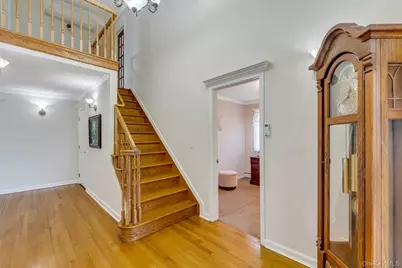230 W Islip Road, West Islip, NY 11795 - Photo 38