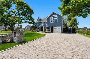 230 W Islip Rd, West Islip, NY 11795 - Photo 8