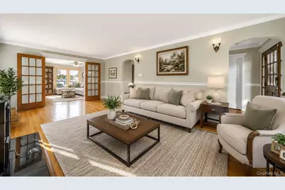 230 W Islip Road, West Islip, NY 11795 - Photo 12