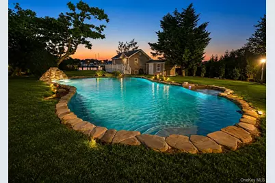 230 W Islip Road, West Islip, NY 11795 - Photo 46