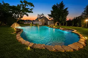 230 W Islip Rd, West Islip, NY 11795 - Photo 46