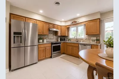 4 Shana Lane, Mahopac, NY 10541 - Photo 10