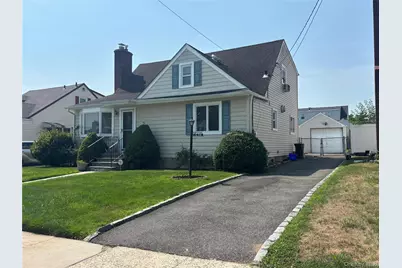 1054 Highland Street, Baldwin, NY 11510 - Photo 2