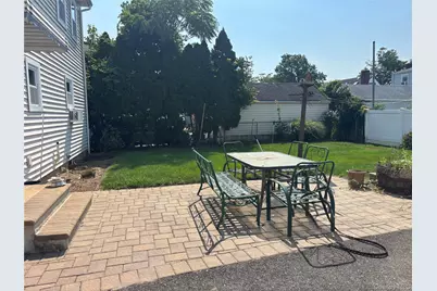 1054 Highland Street, Baldwin, NY 11510 - Photo 18