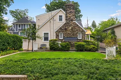 54 Aka 58 Kingston Avenue, Yonkers, NY 10701 - Photo 2