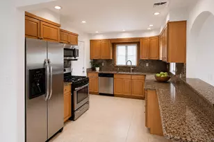 51 E Hollywood Ave, Lindenhurst, NY 11757 - Photo 14