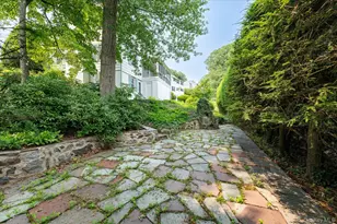 21 Braxmar Dr S, Harrison, NY 10528 - Photo 48