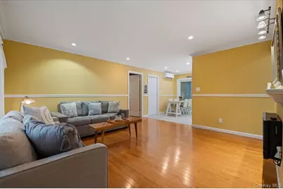 3850 Jean Avenue, Bethpage, NY 11714 - Photo 6