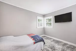 51 Hampton Ave, Mastic, NY 11950 - Photo 14