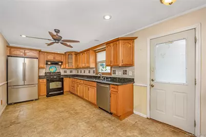 578 Patterson Street, East Meadow, NY 11554 - Photo 10