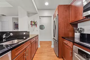 225 Stanley Ave, Mamaroneck, NY 10543 - Photo 10