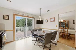 32 Van Zandt Dr, Pearl River, NY 10965 - Photo 12