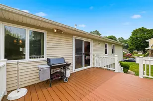 32 Van Zandt Dr, Pearl River, NY 10965 - Photo 36