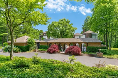235 Cleft Road, Mill Neck, NY 11765 - Photo 2
