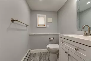 696 Peter Paul Dr, West Islip, NY 11795 - Photo 16