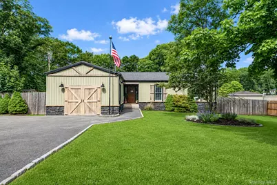 1010 Sipp Avenue, Medford, NY 11763 - Photo 1