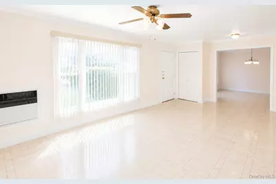 43 Plainedge Drive, Bethpage, NY 11714 - Photo 8