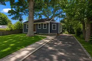 52 King Rd, Rocky Point, NY 11778 - Photo 2
