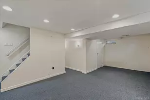 151-28 9th Ave, Whitestone, NY 11357 - Photo 22