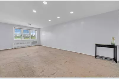 8710 149th Avenue #5F, Howard Beach, NY 11414 - Photo 6