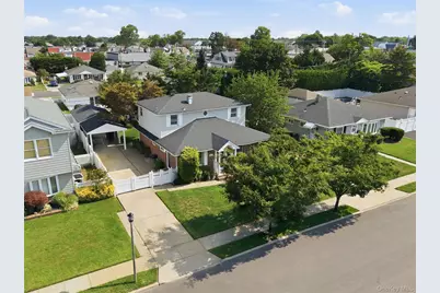 3573 Wyanet Street, Seaford, NY 11783 - Photo 36