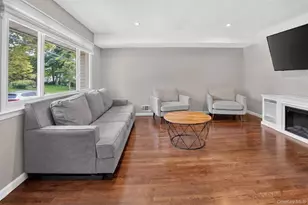 50 Lantern St, Huntington, NY 11743 - Photo 8